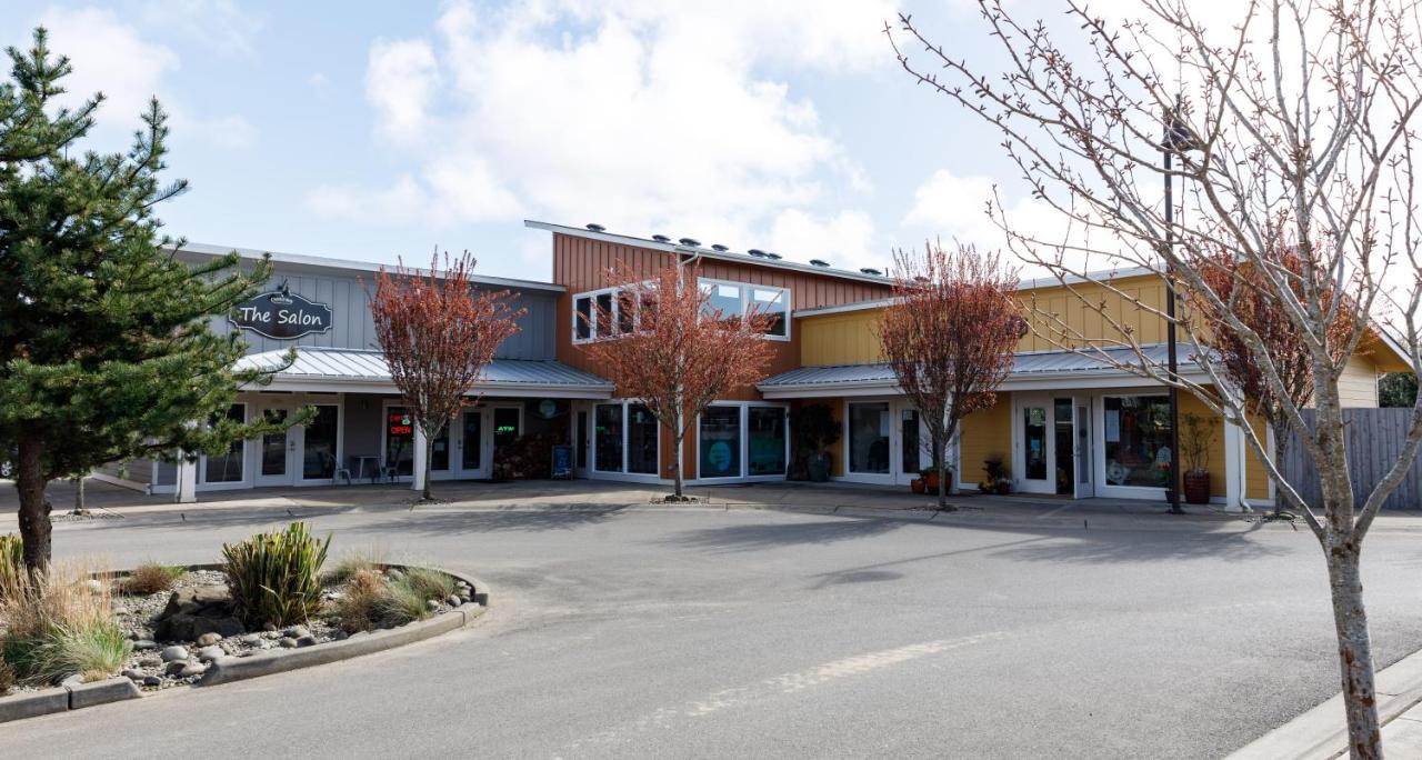 Gone Coastal Oyhut Bay Seaside Village Ocean Shores Exterior photo